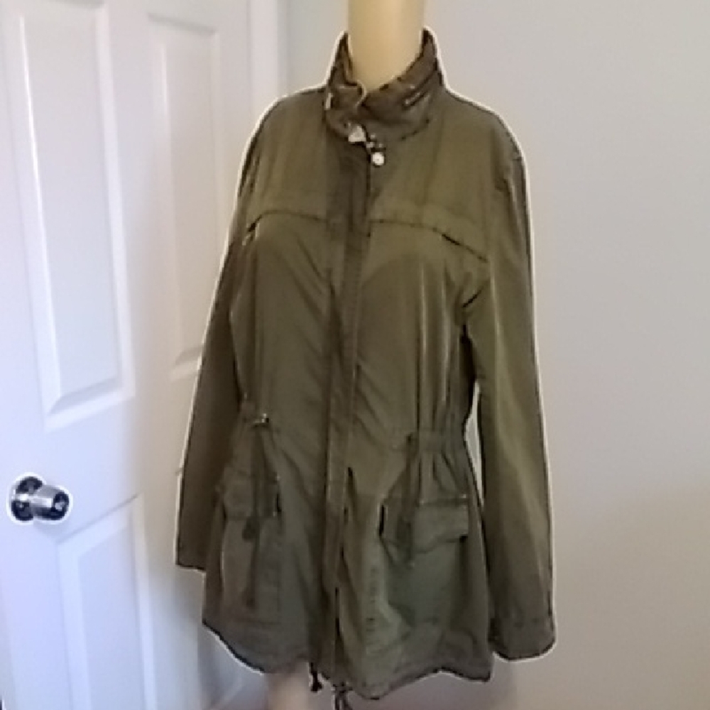 Bass Women's Utility Jacket in Khaki Green